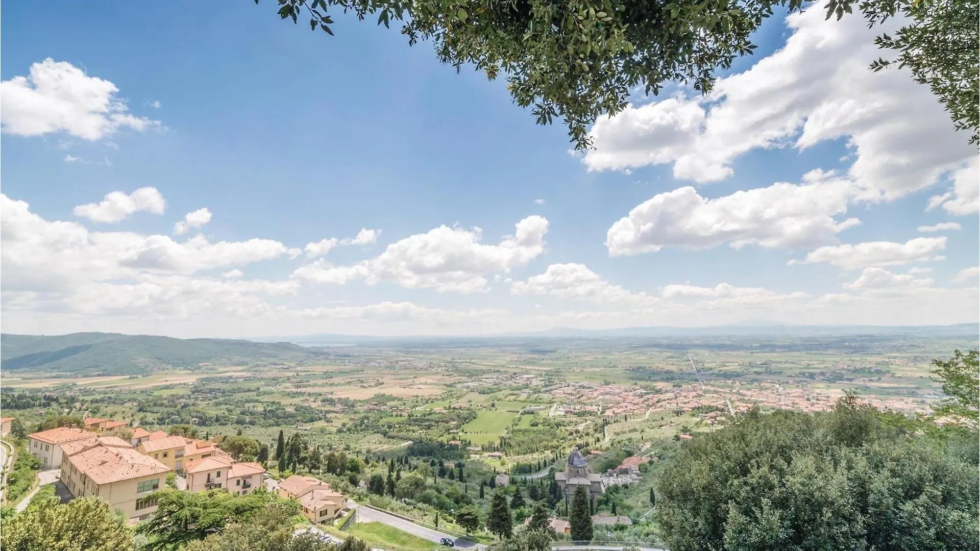 Il Loggiato Villa Monte San Savino Italy